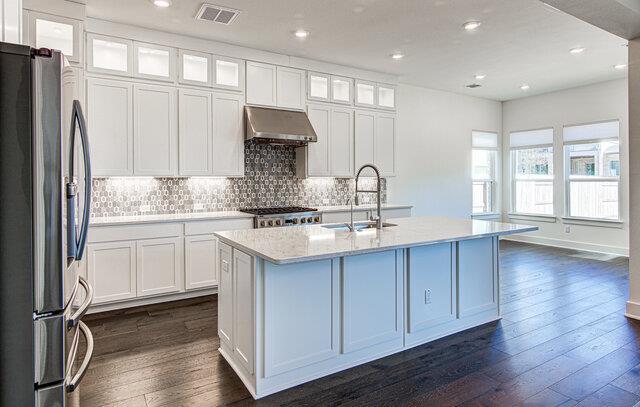 Building Photo - 7281 Shoshoni Lp