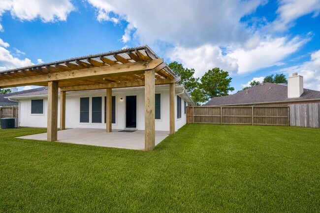 Building Photo - 2802 Burgess Hill Ct