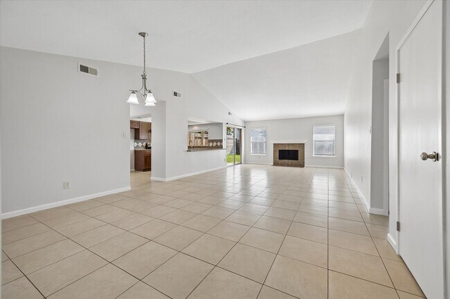 Building Photo - 8515 Cookglass Dr