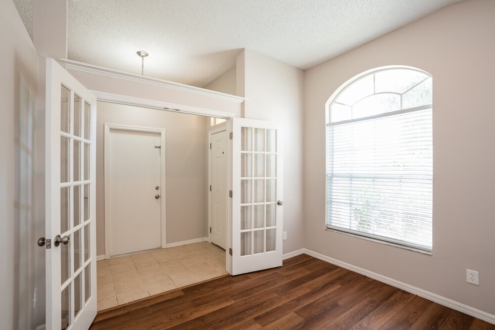 Building Photo - 1605 Scotch Pine Dr