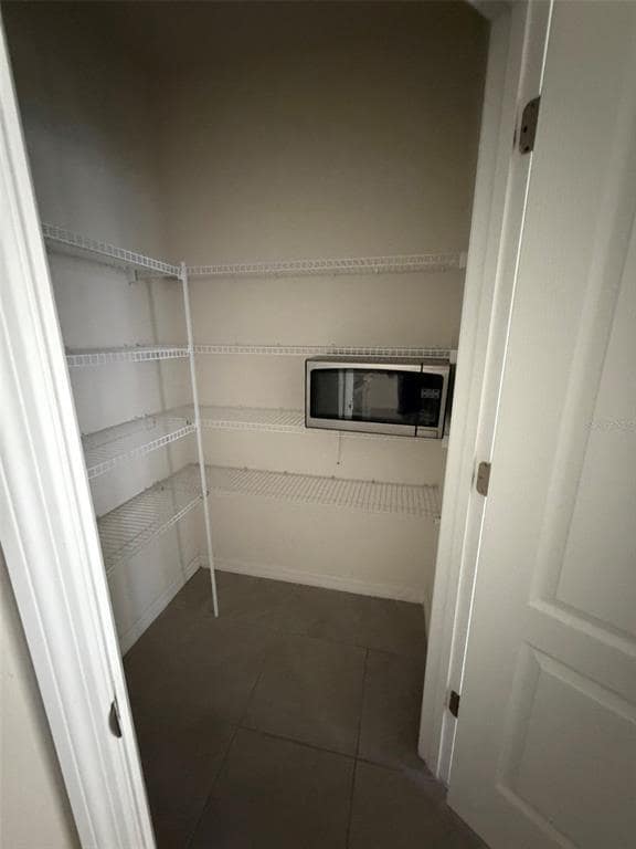 Building Photo - 801 Baylor Dr