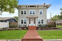 Building Photo - 134 22nd Ave N