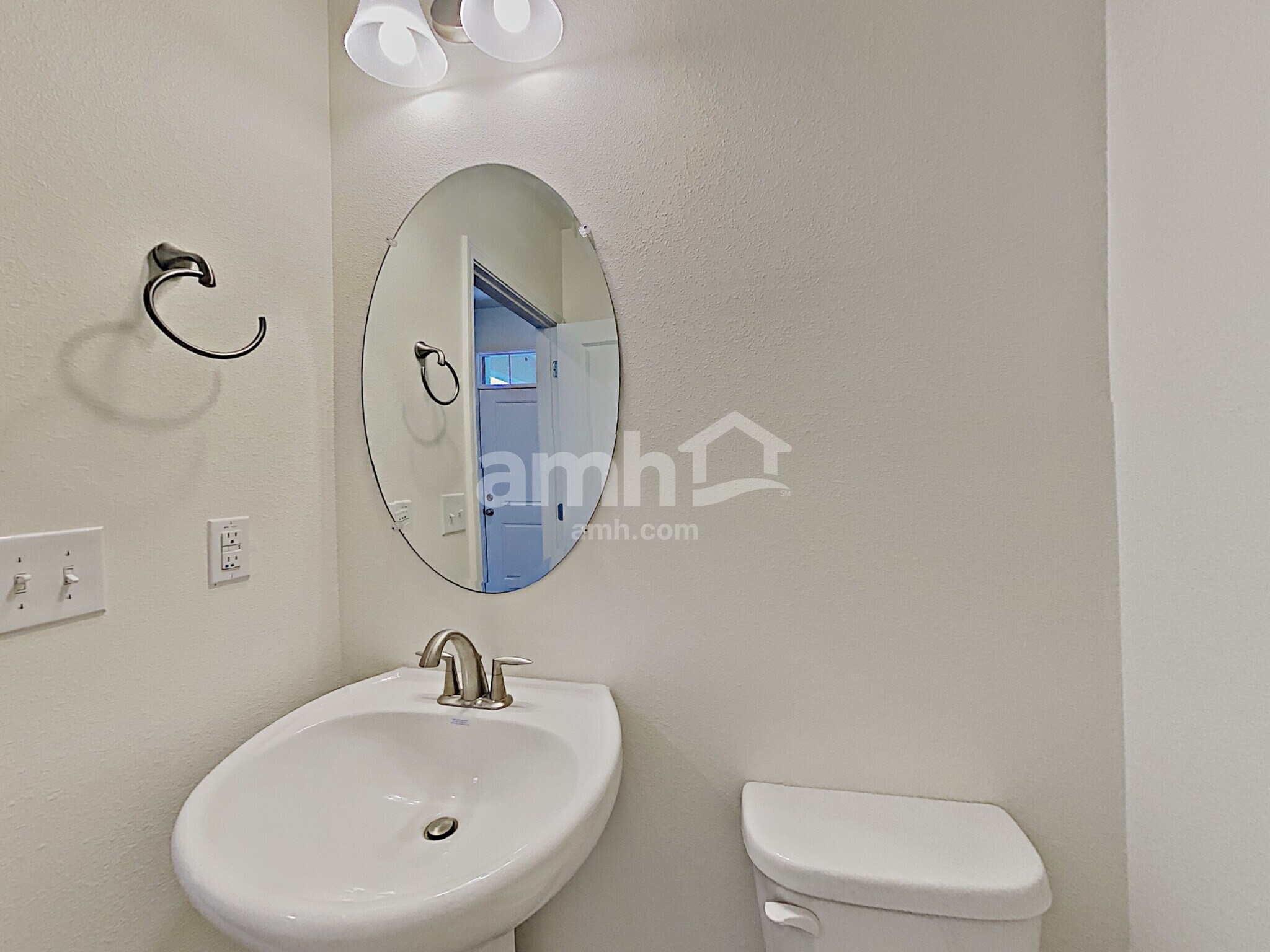 Building Photo - 4659 Reisswood Loop