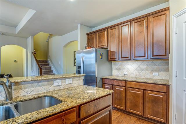 Building Photo - 2713 Costa Mesa Dr