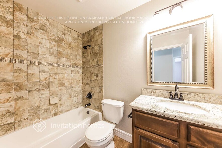 Building Photo - 2408 W Seldon Ln