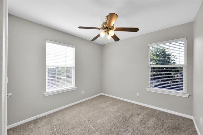 Building Photo - 187 Binnacle Ct