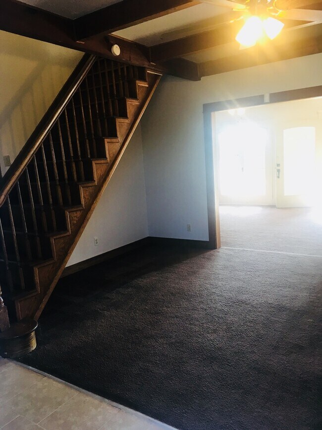 Building Photo - 38797 Rd 68