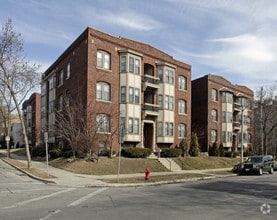 Building Photo - The Shamrock