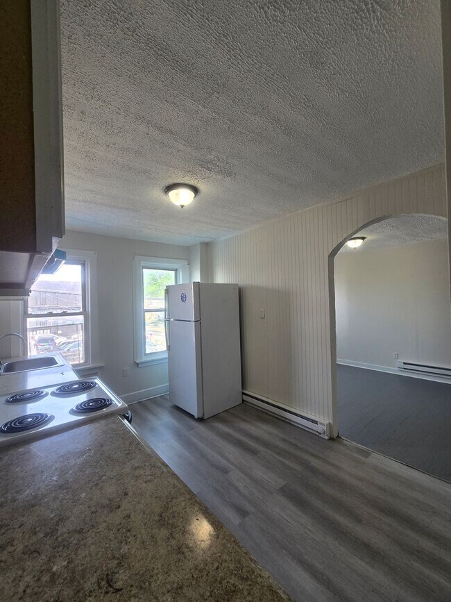 Building Photo - 1419 Princeton Ave