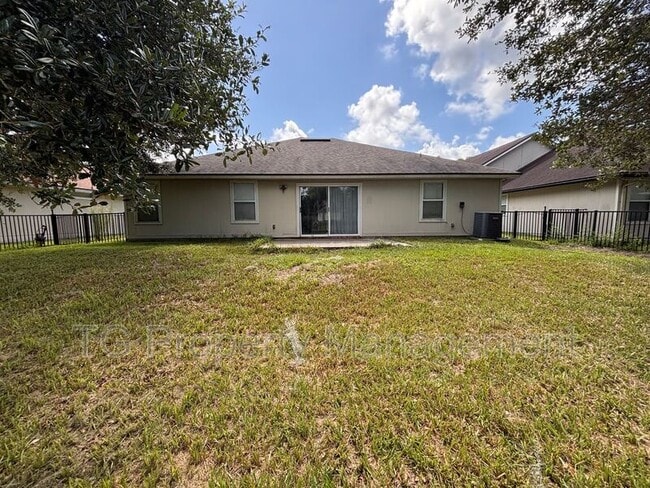 Building Photo - 14160 Fish Eagle Dr E
