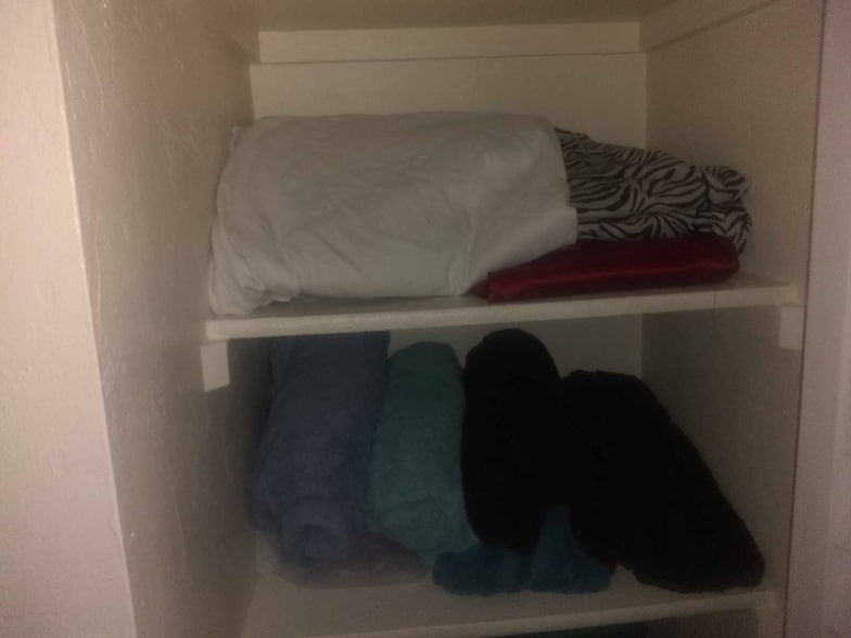 Building Photo - 7024 SW 18th Pl