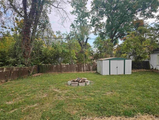 Building Photo - 128 N Roosevelt St