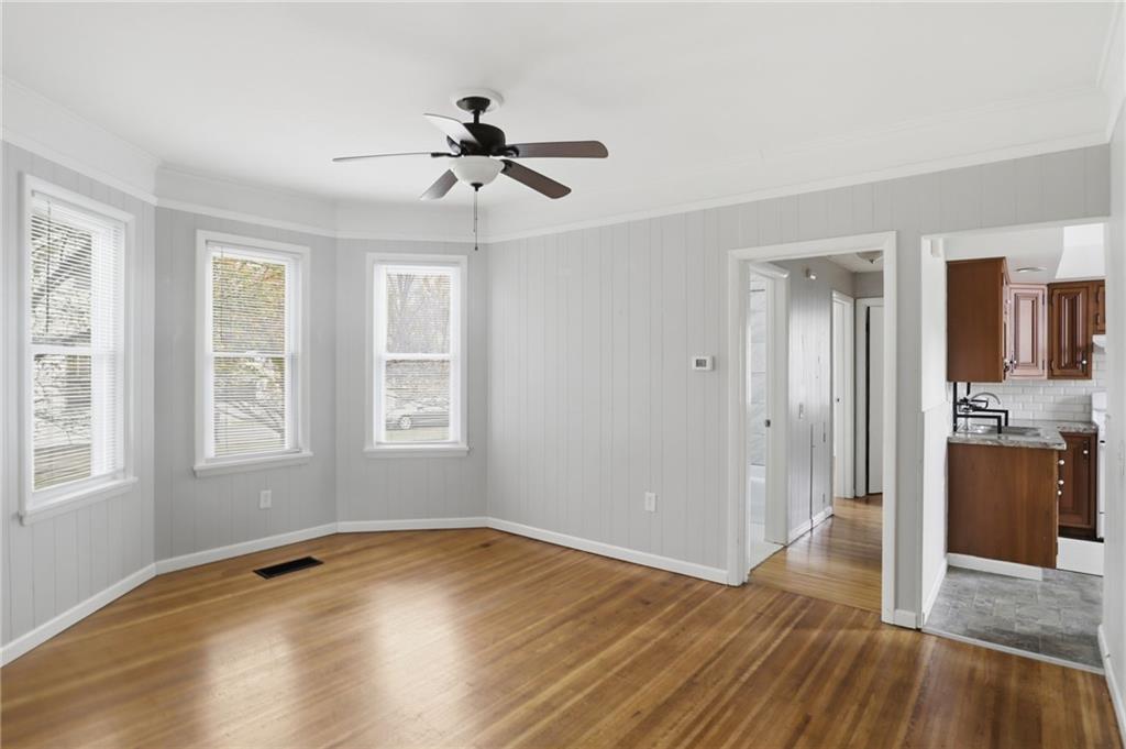 Lower living/dining - 4232 Lake Ave