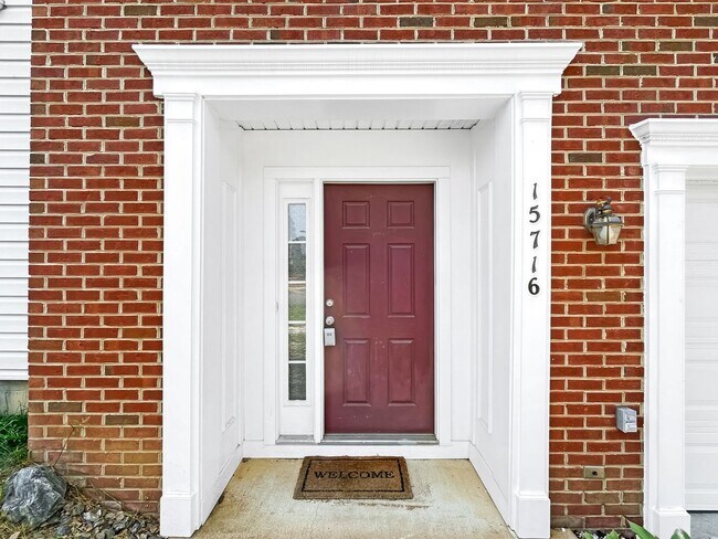 Building Photo - 15716 Palermo Terrace