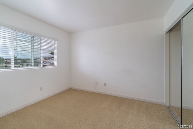 Building Photo - CENTRAL AC 3BR 2.5BA WITH 2-Car Garage & Newer Appliances @ SPINNAKER, Ewa Beach!