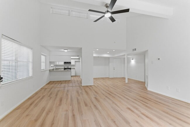 Building Photo - 11631 Inga Ln