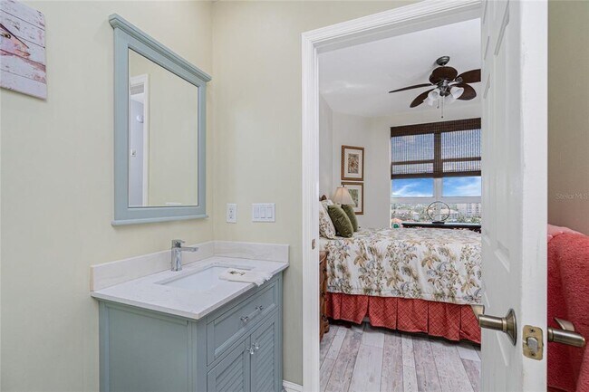 Building Photo - 3313 Sunset Key Cir