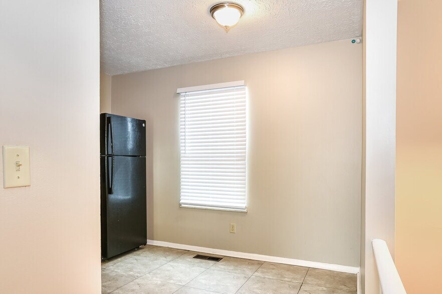 Building Photo - 3468 Whisper Creek Dr