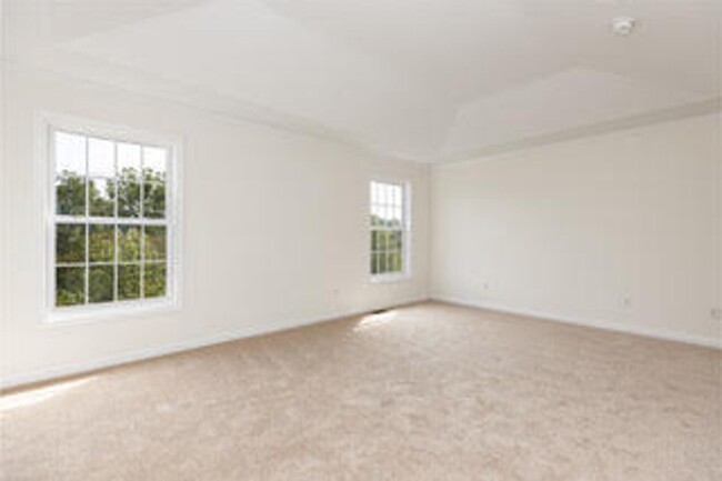 Building Photo - Spacious Hockessin Townhome