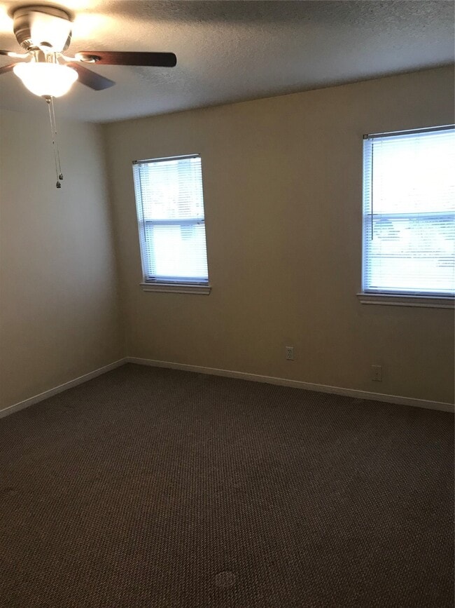 Building Photo - 5505 Avenue K