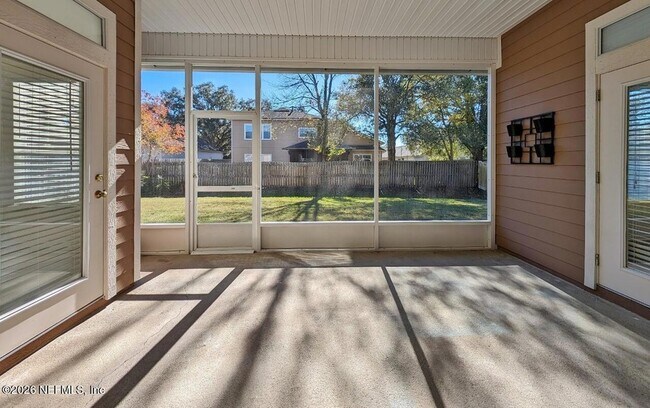 Building Photo - 3120 Double Oaks Dr