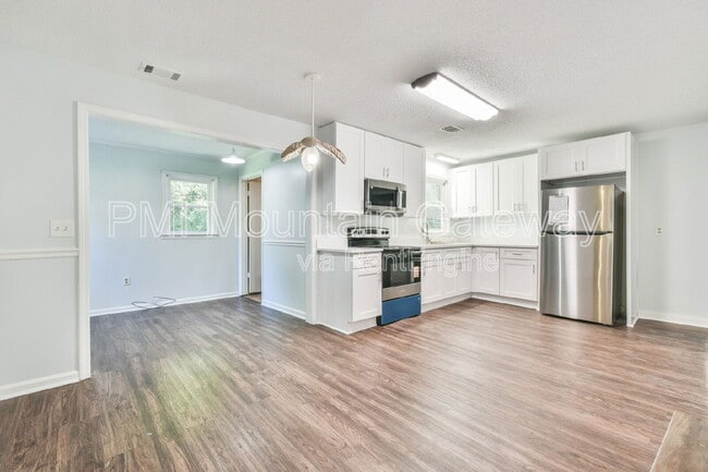 Building Photo - 8358 GA-254