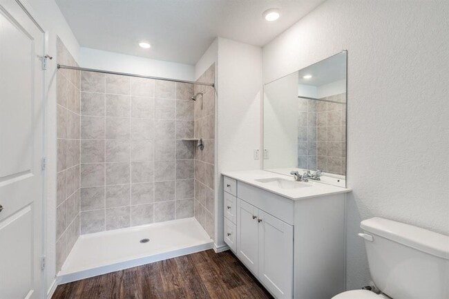 Building Photo - 5138 Blind Shot