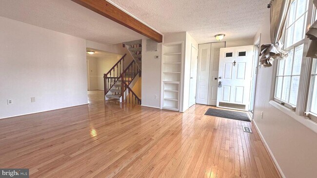 Building Photo - 13566 Bentley Cir