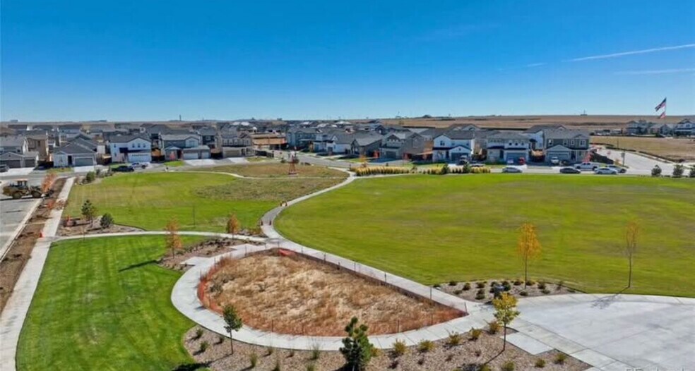 Building Photo - 9911 Cathay St