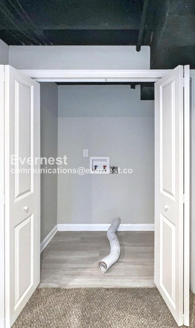 Building Photo - 13020 Corrington Ave