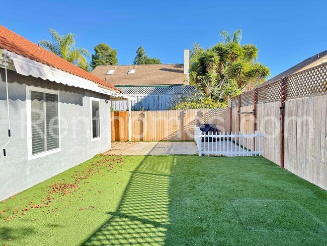 Building Photo - 9911 Ivy St