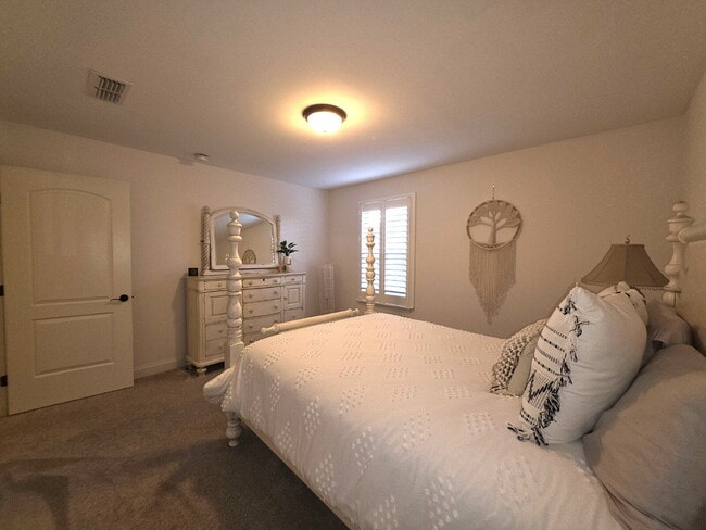 Building Photo - Resort Living At It's Finest in Foxland Harbor