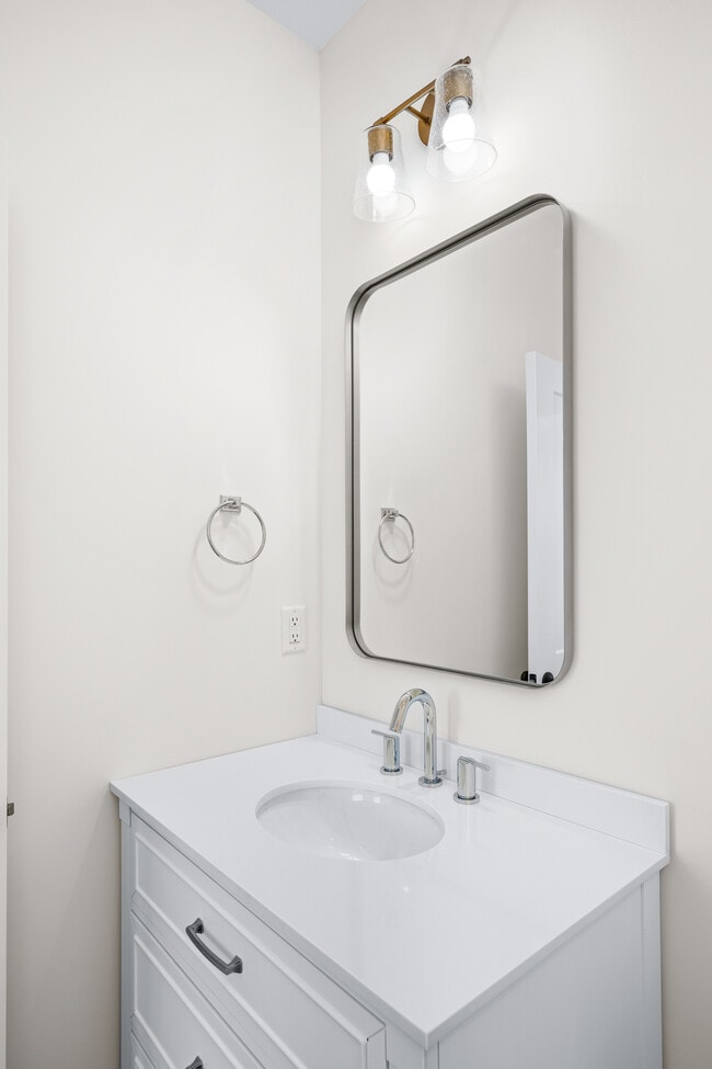 Building Photo - 1431 Spring Pointe Ln