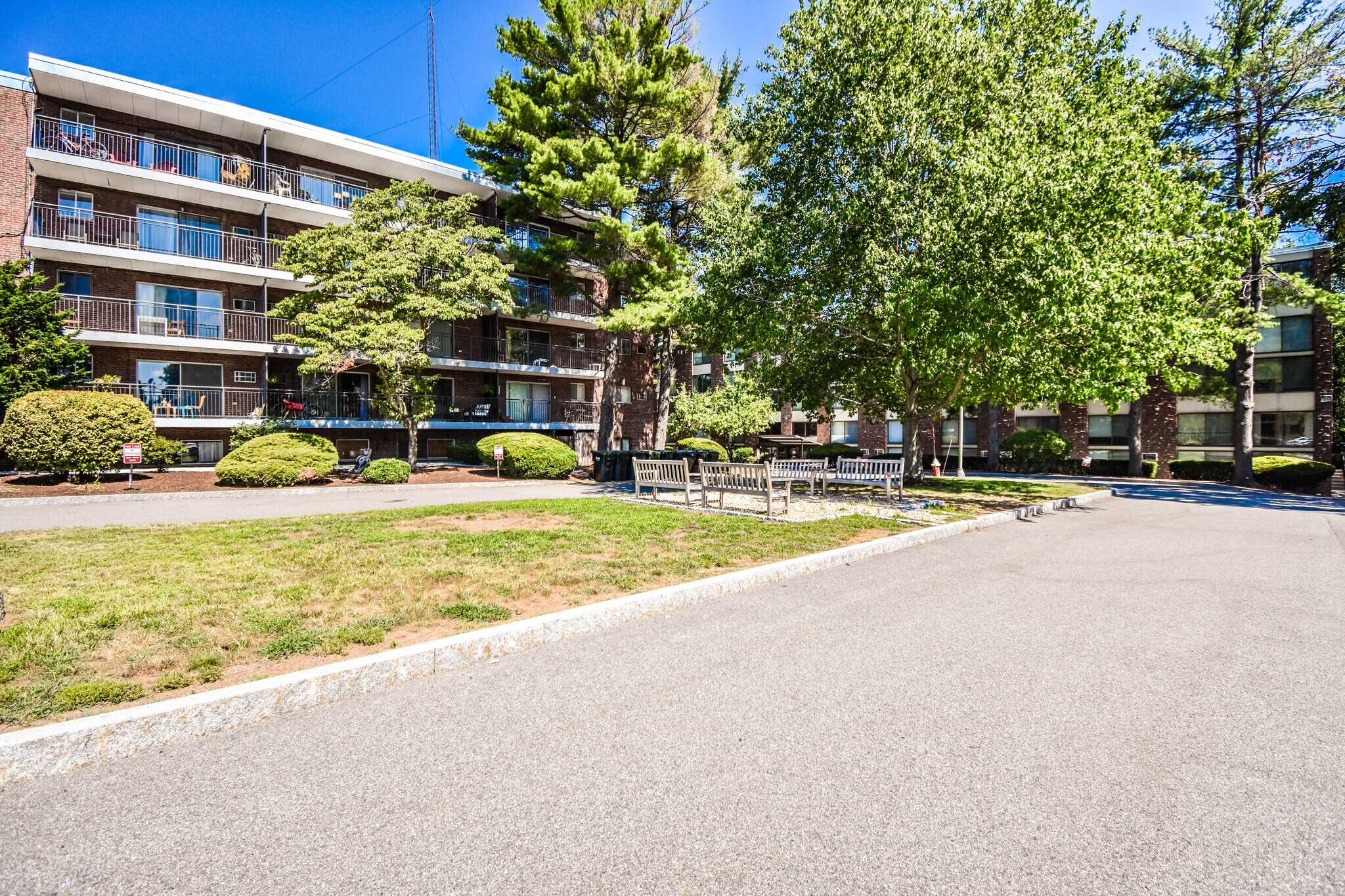 Building Photo - 993 Massachusetts Ave