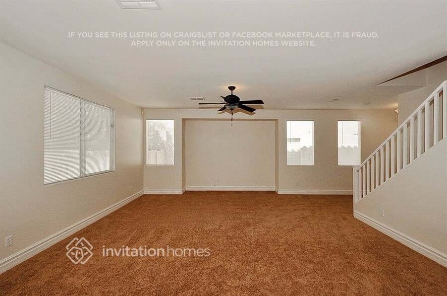 Building Photo - 6685 Aviston St