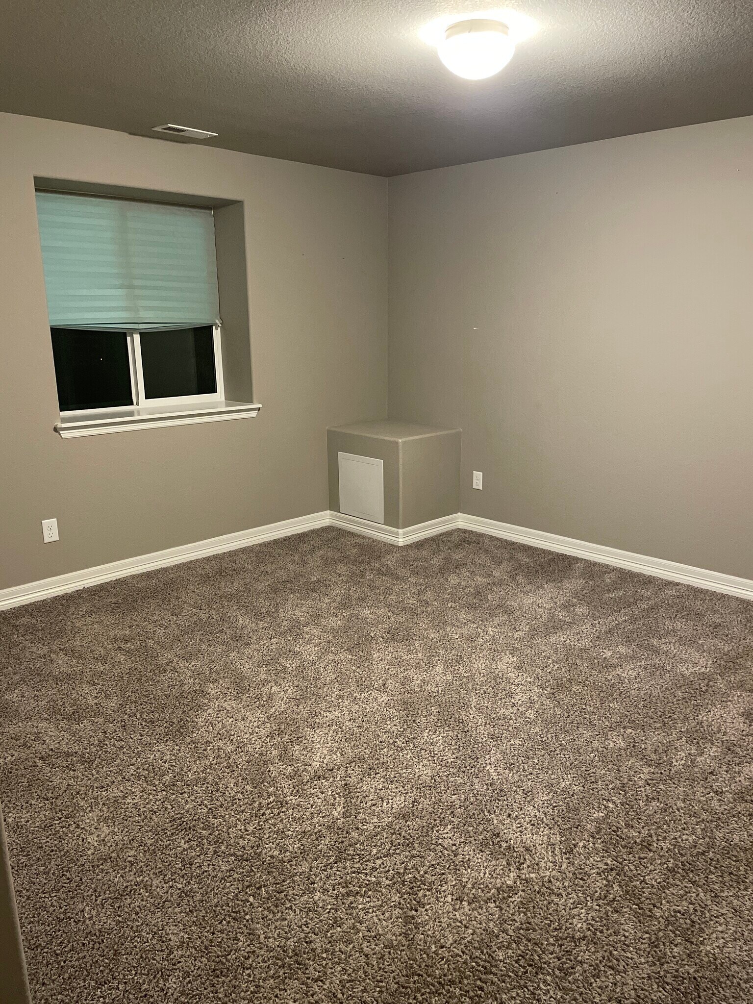 1st bedroom - 5383 Homeward Dr