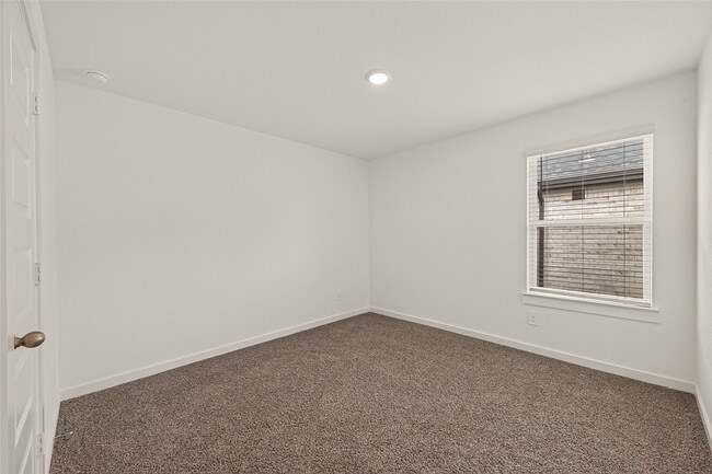 Building Photo - 3827 Pierce Pl Ln
