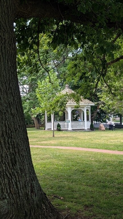 Building Photo - 133 Elmwood Rd