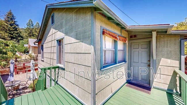 Building Photo - 175 Giorno Ave