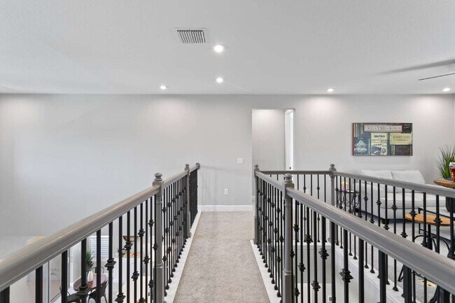 Building Photo - "Spacious 4-Bed, 4-Bath Retreat at 2612 Le...