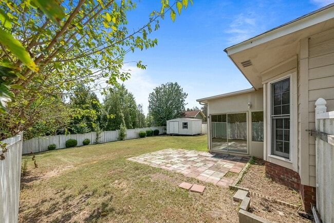 Building Photo - 4004 Pittman St