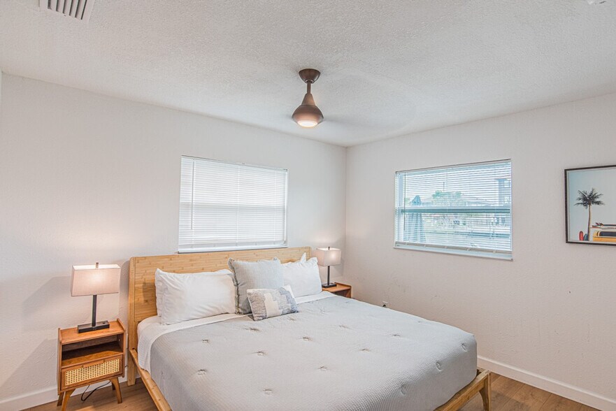 Building Photo - 3396 Minnow Creek Dr
