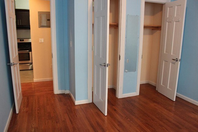 Building Photo - 547 W 157th St