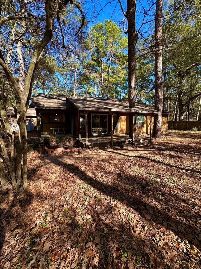 Building Photo - 2016 Royal Oak Pl