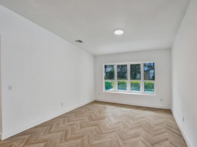 Building Photo - 11801 S Island Rd