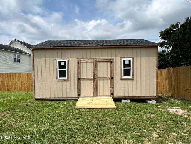 Building Photo - 1508 Thoroughbred Trail