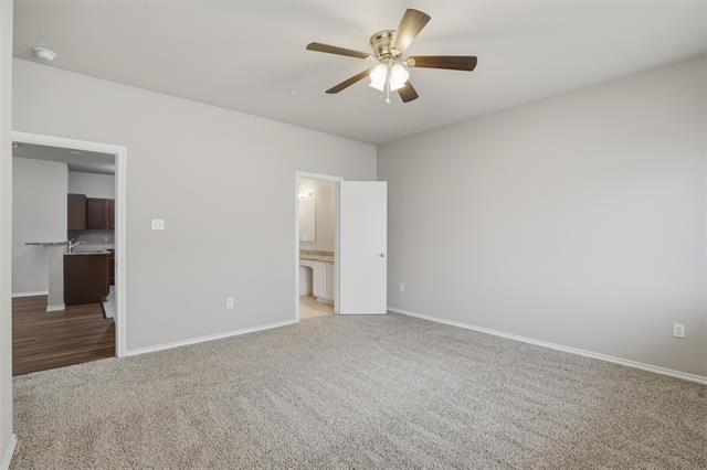 Building Photo - 514 E Hazelwood St