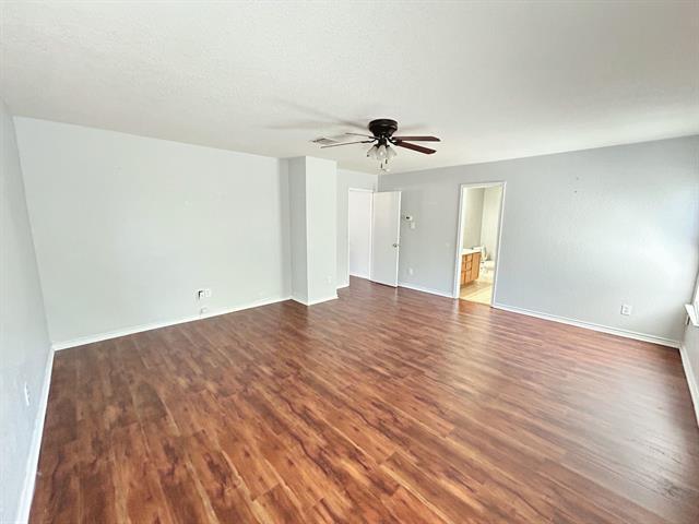 Building Photo - 8008 Hidden Oaks Dr