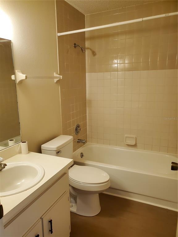 Building Photo - 5375 SE 29th Pl