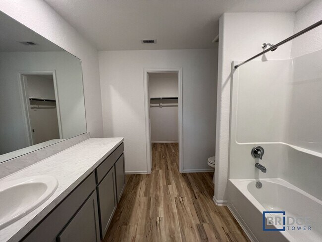 Building Photo - 3315 Aster Mdw Wy